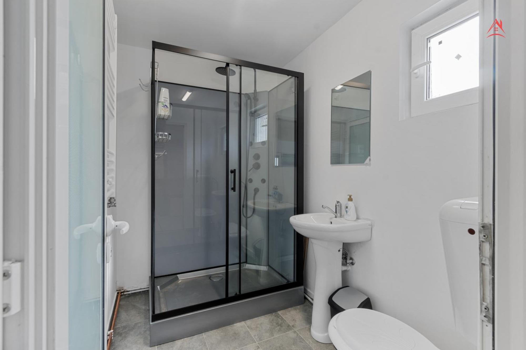 Appartamento Grozavesti Up Floor Retreat *
