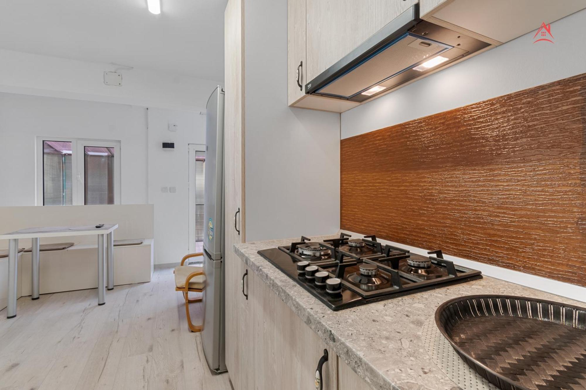 Grozavesti Up Floor Retreat Bucureşti